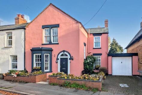 Upper High Street, Harpole, Northampton