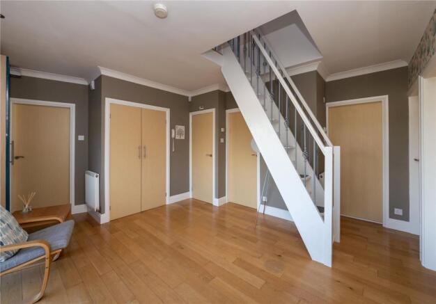 Large Vestibule