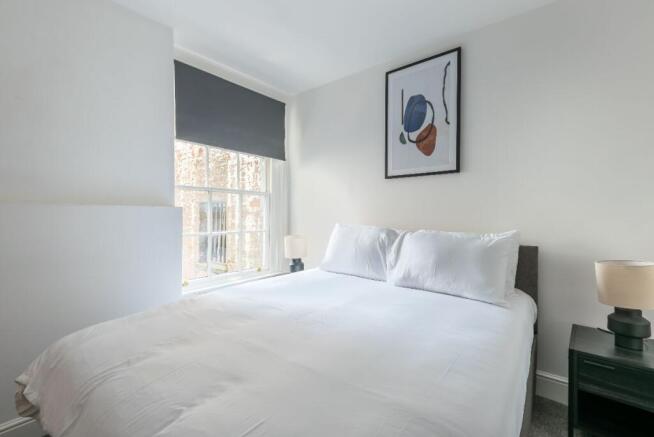 1 bed Apartment to rent Image 10