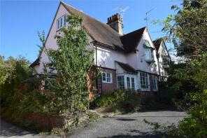 122, Farnborough Road, Farnborough GU14 7JH