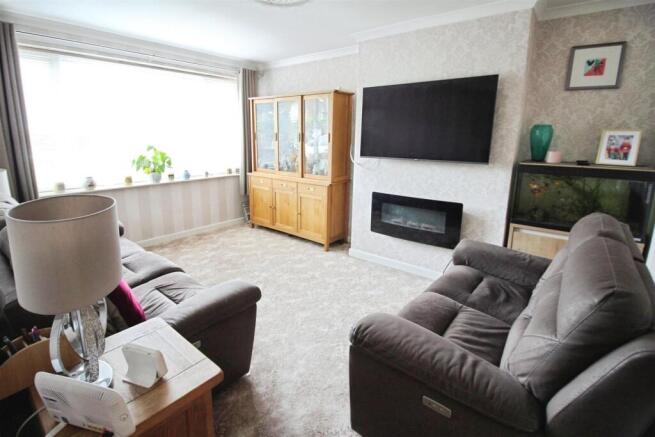 3 bed Semi-Detached for sale Image 5
