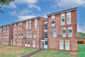 43, Charland Court, Droitwich WR9 9HH
