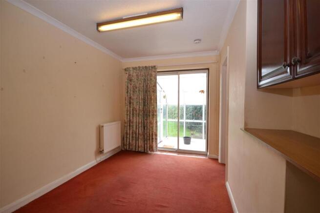dining room.JPG