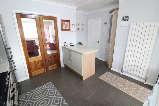 2 bed Semi-Detached for sale Image 12