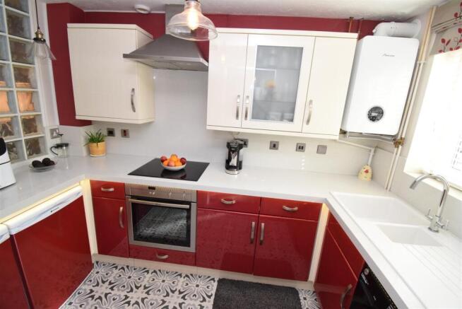 Hackett Close, Ashby-De-La-Zouch photo 4