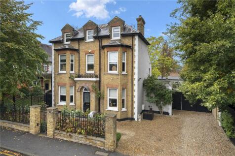 Coombe Road, New Malden, KT3