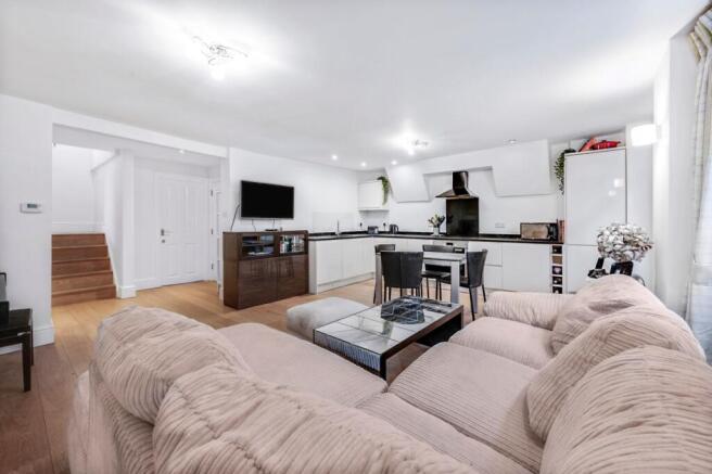 Living/ Kitchen area