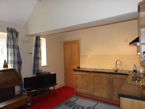 Lounge/Kitchen