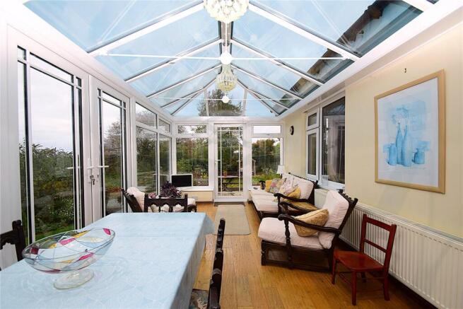 3 bed Bungalow for sale Image 8