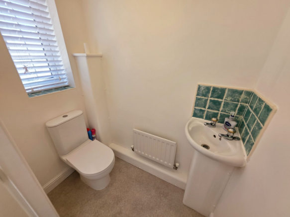 3 bed Semi-Detached for sale Image 12