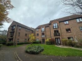 19, Ballinger Court, Halsey Road, Watford WD18 0JR