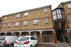 9, Woodstock Crescent, Laindon, Basildon SS15 6LG