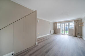 8, Harper Mews, London SW17 0JP