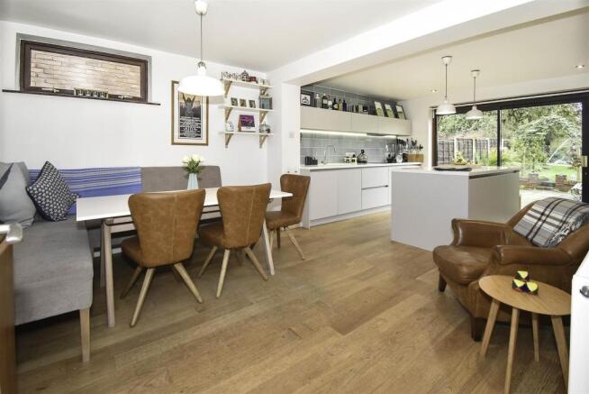 Dining Kitchen