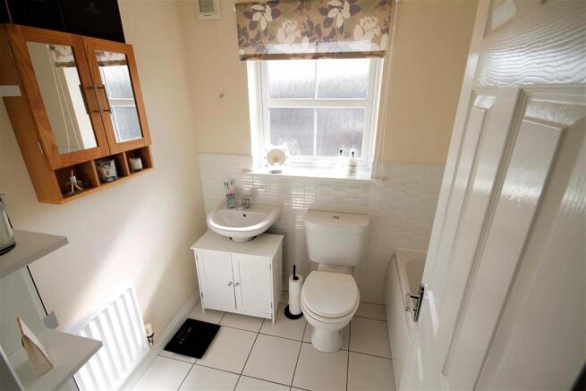Family Bathroom/WC