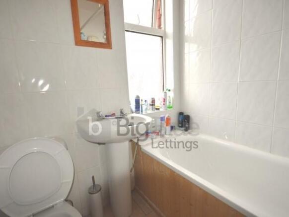 5 bed Terraced to rent Image 11