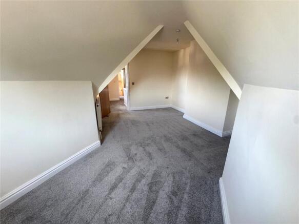 1 bed Apartment to rent Image 5