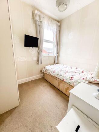 BEDROOM 3