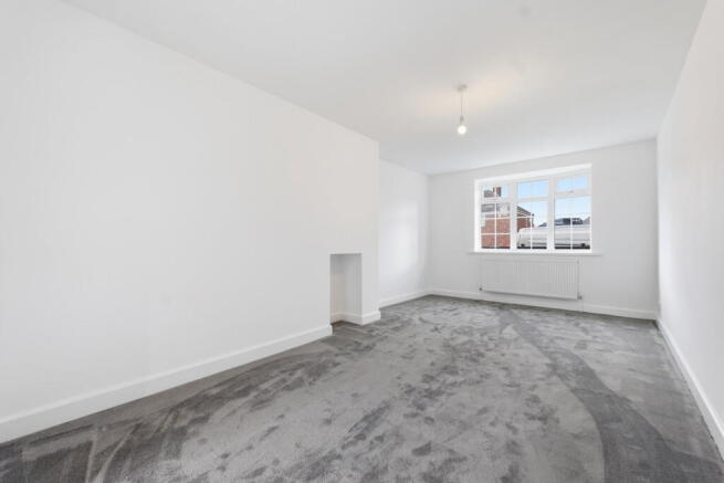 3 bed Semi-Detached for sale Image 9