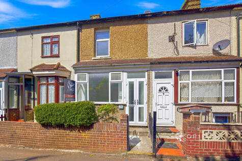 Mill Lane, South Stifford, Grays, RM20