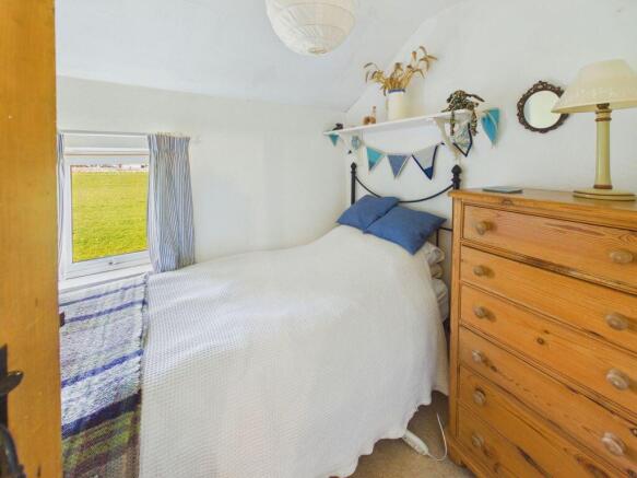 2 bed Cottage for sale Image 10