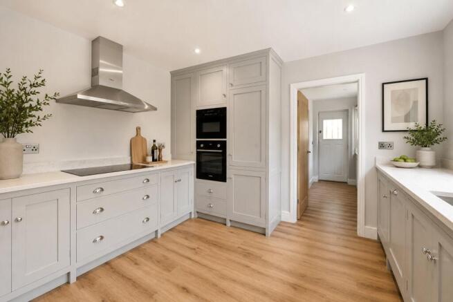 4 bed Detached for sale Image 10
