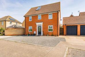44, Buttermere Way, Lowestoft NR33 8FF