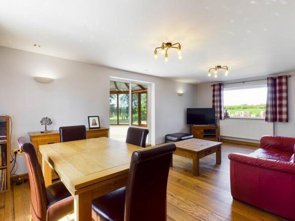 Living dining room