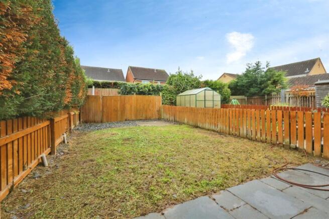 3 bed Terraced for sale Image 8