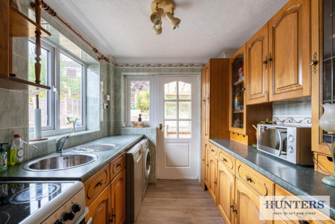 3 bed Semi-Detached for sale Image 6