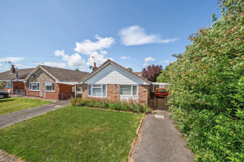Mowbray Close, Leominster, Herefordshire, HR6 9AZ
