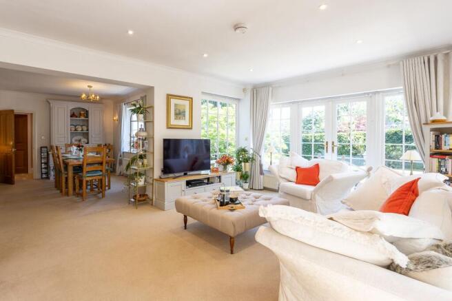3 bed Detached for sale Image 2