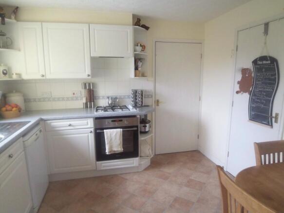 Photo 3