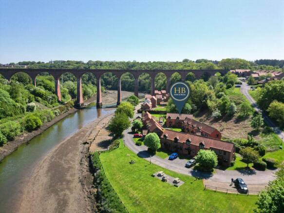 2 bed Cottage for sale Image 12