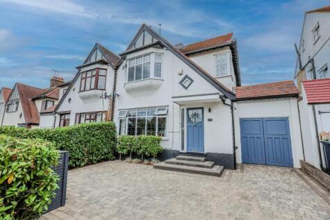 Thames Drive, Leigh-On-Sea