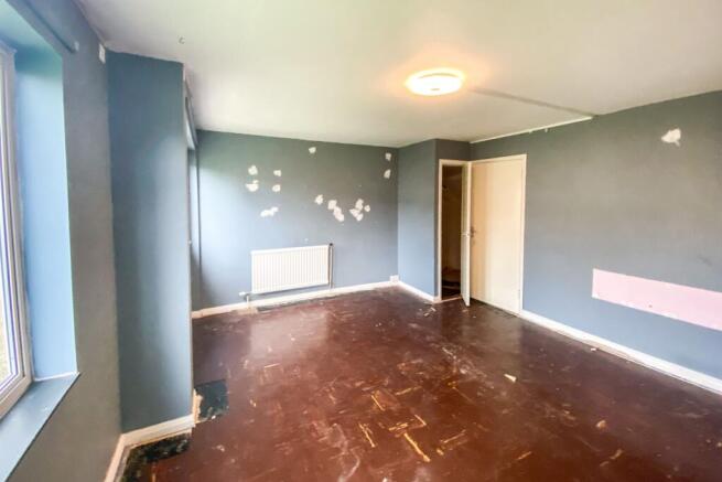 13 Home Close, Newlands Road, Corsham, Wiltshire, SN13 0BE