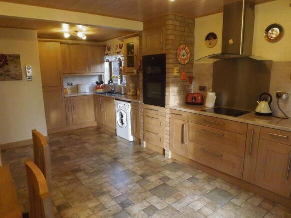 Kitchen 1