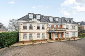 4, 101 Oak House, Ducks Hill Road, Northwood HA6 2WQ