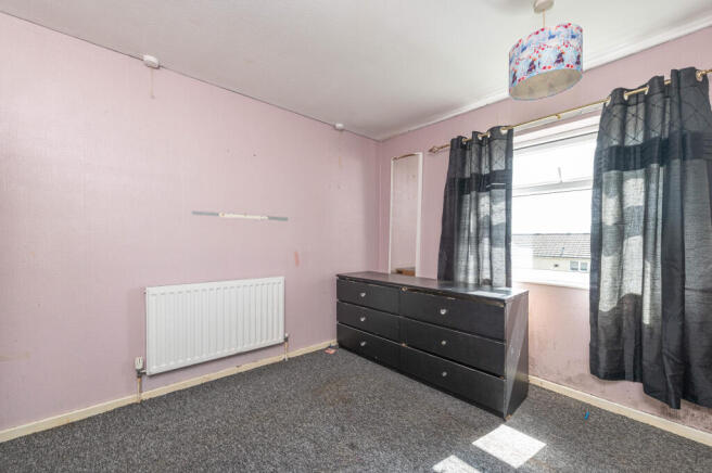 3 bed Terraced for sale Image 10