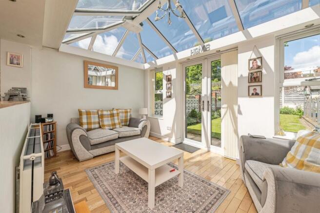 3 bed Semi-Detached Bungalow for sale Image 5