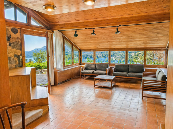 lounge area