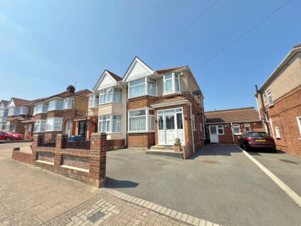 Portland Crescent, Stanmore, HA7