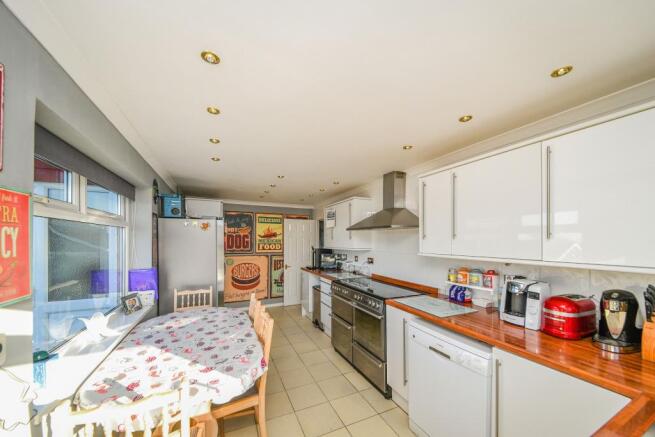 Kitchen/breakfast ro