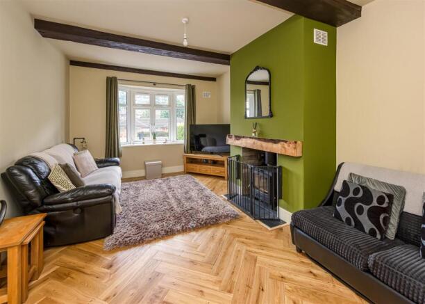 3 Bratch Lane-Living Room (2).jpg