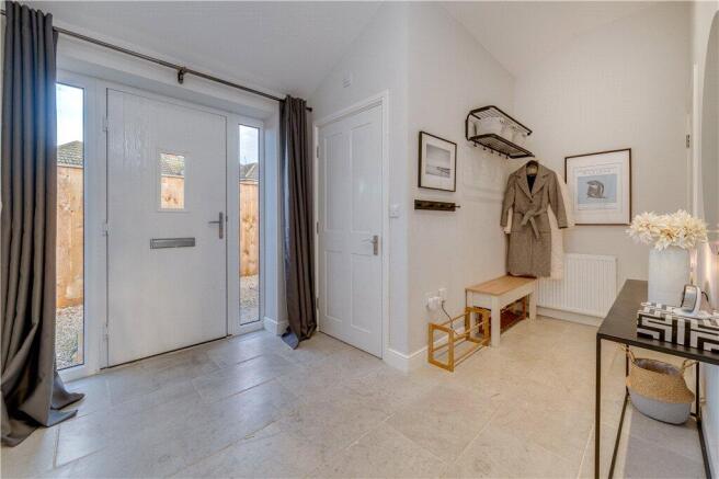 4 bed Semi-Detached for sale Image 10