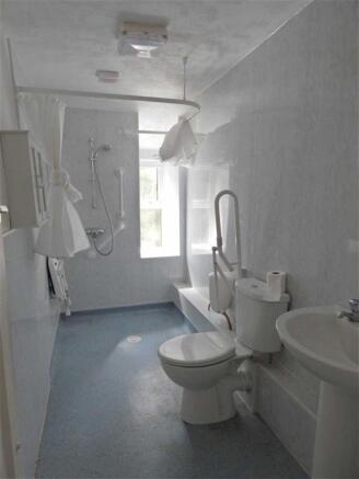Photo 10