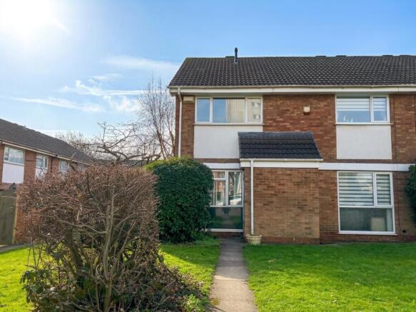 2-bed terraced on Priory Road, Edgbaston, West Midlands, B5, £240,000