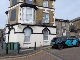 Basement Flat, 26, St Johns Road, Ryde PO33 2RN