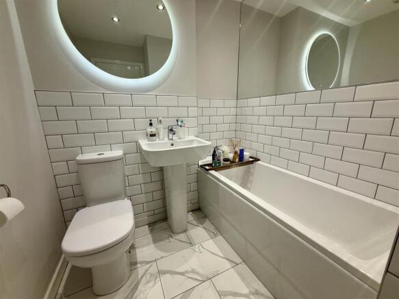 Bathroom/W.C