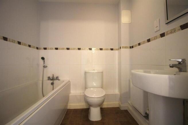 Bathroom.JPG